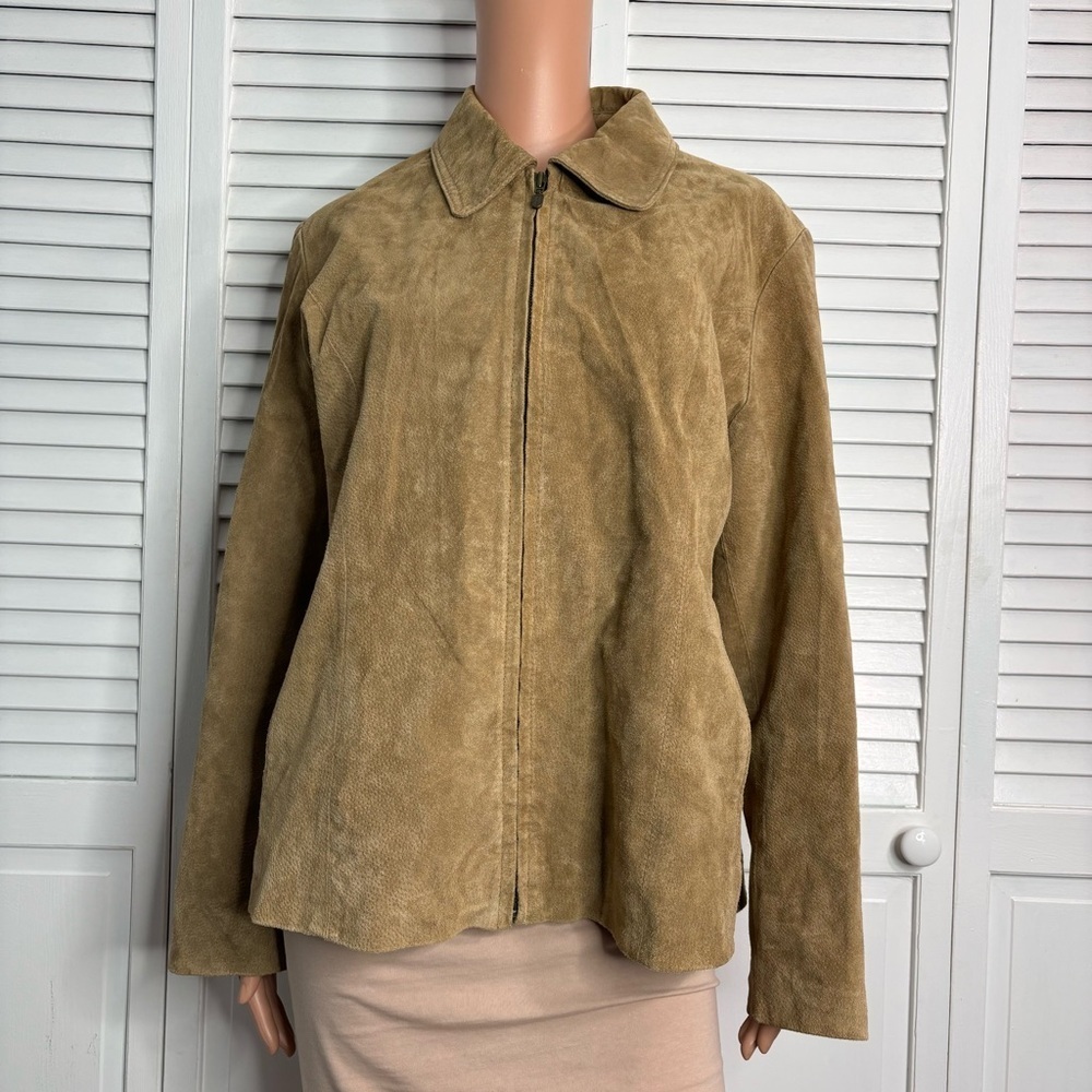 Price is firm RELATIVITY Beige Lined Suede Leather Jacket Size Large
